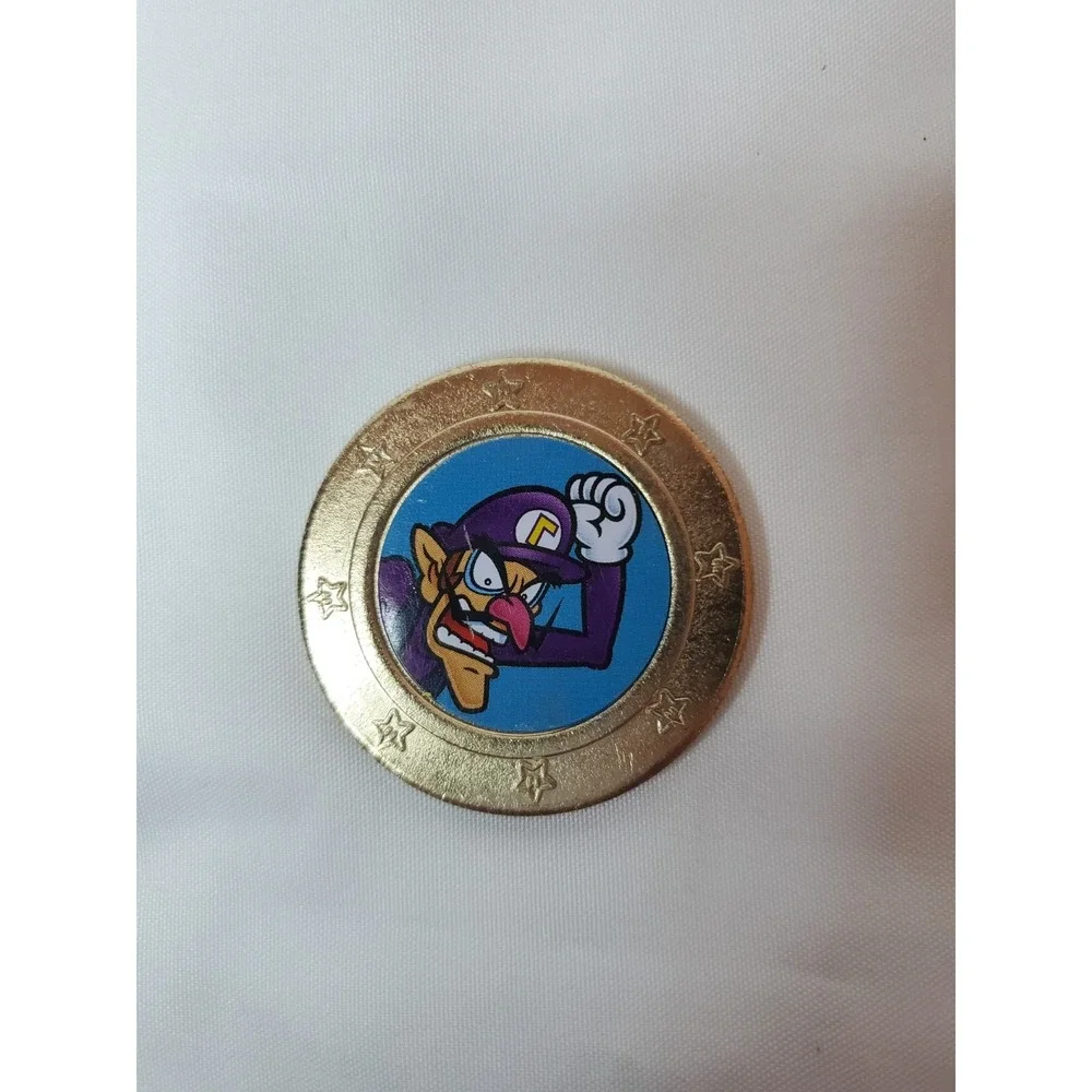 Super Mario Wonder Ball + Waluigi Collector Coin